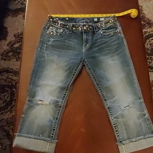 Super blingy miss me cuffed capri distressed blown